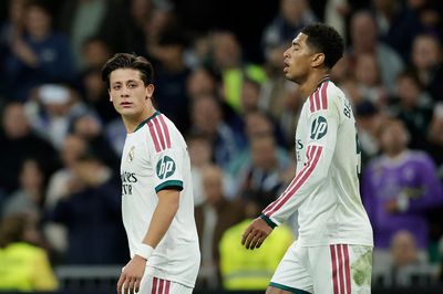 Real Madrid đại thắng giữa tranh cãi trọng tài