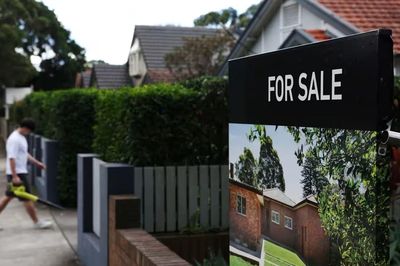 Giá nhà tại Australia lao dốc không phanh vì lãi suất cao