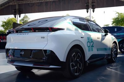 Ôtô điện, xe hybrid Trung Quốc ồ ạt đổ bộ Việt Nam