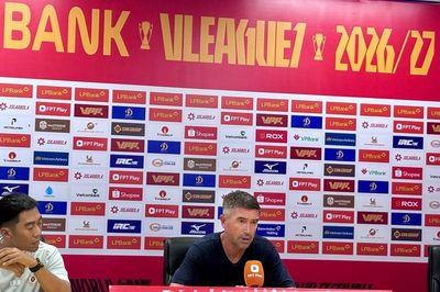 HLV Harry Kewell tiết lộ bí quyết giúp CLB Hà Nội đánh bại CAHN