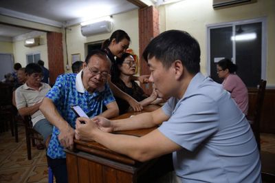 Từ phát biểu bế mạc Hội nghị Trung ương 4 của Tổng Bí thư, Chủ tịch nước Tô Lâm nghĩ về một đất nước mạnh từ bên trong:Đừng số hóa sự rườm rà