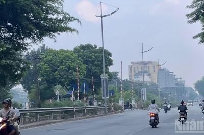 Thời tiết ngày 19/10: Bắc Bộ ngày nắng, Nam Bộ có mưa rào