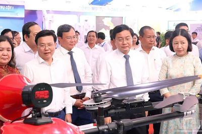 Tây Ninh tạo đột phá từ khoa học, công nghệ và chuyển đổi xanh