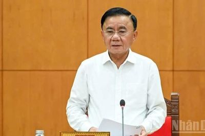 Kết luận của Bộ Chính trị về hoàn thiện hệ thống vị trí việc làm trong hệ thống chính trị