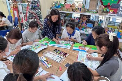 Nhà giáo, họa sĩ Lê Thị Lượng: Tỏa sáng lửa nghề qua từng sắc màu
