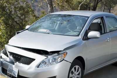 5 cách nhận biết xe từng bị tai nạn khi mua ô tô cũ