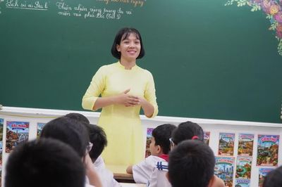 Khi hiệu phó về làm giáo viên - Bài 1: Trở lại nơi bắt đầu