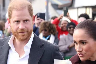 Sức ép bủa vây Harry và Meghan