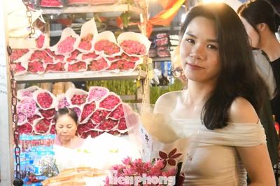 Người trẻ chọn quà gì cho dịp 20/10?
