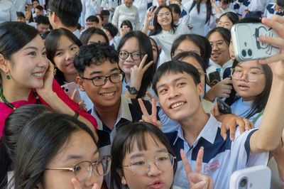 Chung tay ngăn tổn thương trên không gian mạng