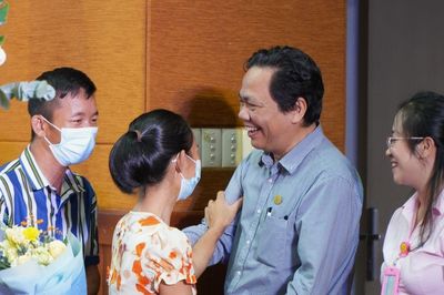 Người chồng hiến thận cho vợ trong ca ghép đầu tiên ở Đồng Nai