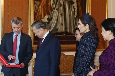 Tổng Bí thư, Chủ tịch nước nhận huân chương cao quý nhất của Đan Mạch
