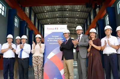 Bộ trưởng Pháp thăm dự án AFD tại Hòa Bình, thúc đẩy hợp tác phát triển bền vững