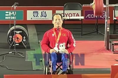 Lực sỹ Lê Văn Công giành huy chương bạc tại Asian Para Games 2026