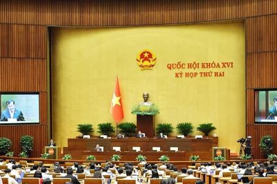 Ngày 19/10, Quốc hội tiếp tục thảo luận về các dự án luật