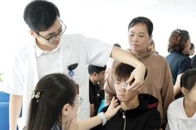 Giúp trẻ khuyết tật tự tin hòa nhập cộng đồng