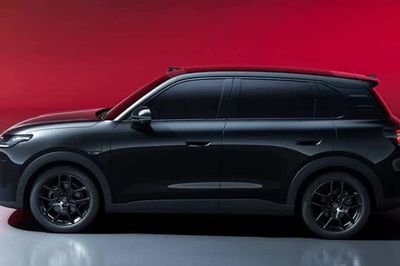 SUV đô thị công suất 122 mã lực, giá gần 360 triệu đồng