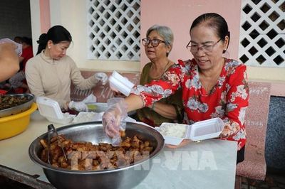 Từ lớp học đến bếp ăn 0 đồng, một tấm lòng vì cộng đồng