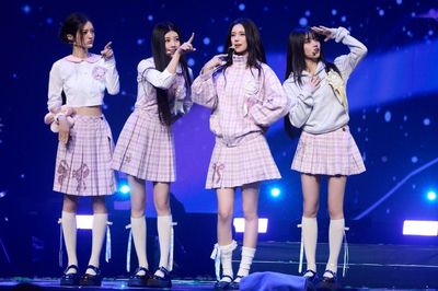ILLIT gây xôn xao vì concert thưa thớt khán giả, chuyện gì đang xảy ra với nhóm nhạc nhà HYBE?
