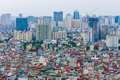 Bất động sản cuối năm trước phép thử lãi suất
