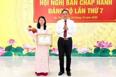 Thu ngân sách xã Ba Chúc vượt 6,34% chỉ tiêu sau 9 tháng