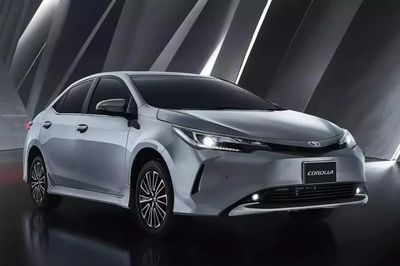 Toyota Corolla Altis 2027 ra mắt tại Pakistan, nâng cấp nhẹ sau hơn 12 năm
