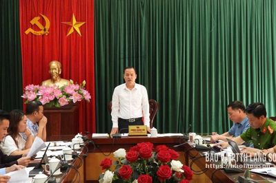 Giao ban tình hình thực hiện giải phóng mặt bằng dự án đường Lý Thái Tổ kéo dài