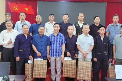 Lâm Thượng biểu dương điển hình tiên tiến vùng đồng bào dân tộc thiểu số