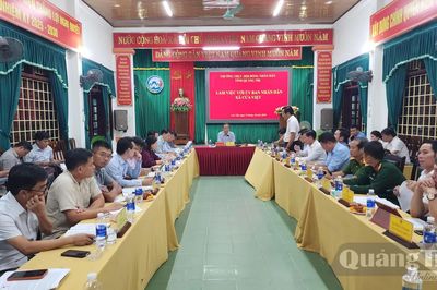 Thường trực HĐND tỉnh làm việc với UBND xã Cửa Việt
