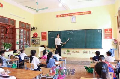 Song Khủa nỗ lực vượt khó phát triển giáo dục đào tạo