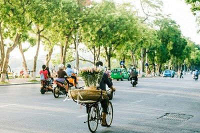 Dự báo thời tiết ngày 19/10: Bắc Bộ ngày nắng hanh, Nam Bộ mưa dông về chiều