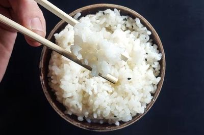 Sáng ăn cơm nguội có giúp hạ đường huyết?