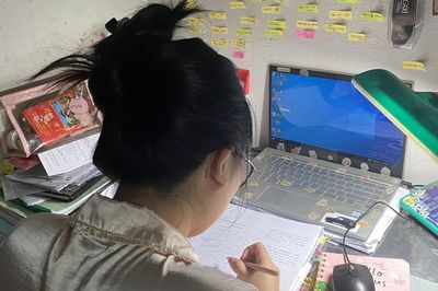 Vay cả tương lai, đâu là bài học tài chính thông minh dành cho sinh viên?