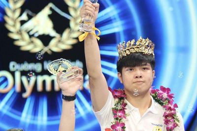 Nhìn lại hành trình thay đổi của Quán quân Olympia Đặng Lê Nguyên Vũ sau 4 năm đăng quang
