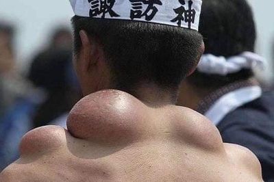 Dấu ấn kiêu hãnh trên vai những người 'gánh vác vị thần' ở Nhật Bản