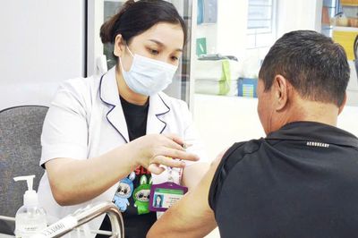 Bệnh não mô cầu gây tử vong nhanh, không chờ nổi ban mới đi khám