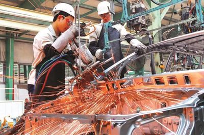 Thúc đẩy nội địa hóa, xây dựng chuỗi cung ứng bền vững
