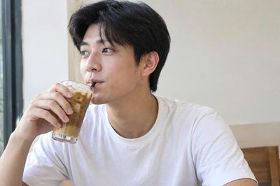 Sai lầm biến ly cà phê sáng thành 'bẫy calo' tàn phá sức khỏe