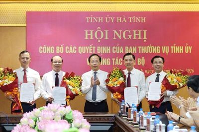 Hà Tĩnh điều động, luân chuyển 10 cán bộ chủ chốt