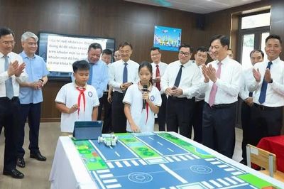 Hà Nội quy định trình tự, thủ tục hỗ trợ phát triển hạ tầng và tổ chức có hoạt động trong lĩnh vực khoa học, công nghệ, đổi mới sáng tạo và chuyển đổi số