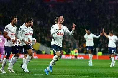 Tottenham giành chiến thắng đầu tiên tại Ngoại hạng Anh sau 148 ngày
