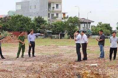Cần kiên quyết xử lý dứt điểm tình trạng đổ chất thải xây dựng trên địa bàn phường Bàn Thạch, Đà Nẵng