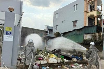 Hơn 40 người nhập viện sau sự cố nghi rò rỉ khí hóa chất