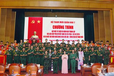 Bộ Tham mưu Quân khu 7 gặp mặt kỷ niệm Ngày thành lập Hội Liên hiệp Phụ nữ Việt Nam