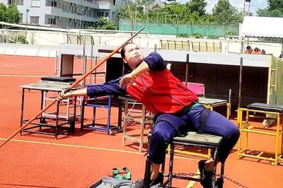 'Những đóa hoa' kiên cường