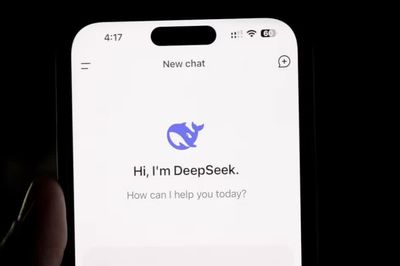 Mỹ cấm cơ quan chính phủ dùng AI DeepSeek, Trung Quốc phản ứng gay gắt