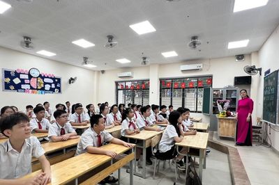 Từ 1/12, học sinh lớp 5, 9 và 12 sẽ kiểm tra bằng đề chung ở một số môn