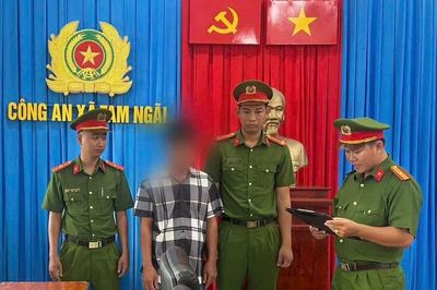 Mua nợ lòng heo không được, dùng dao chém người bán