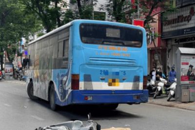 Từ vụ tai nạn tại đường Xuân Thủy: Vì sao phải cẩn trọng khi chuyển làn?