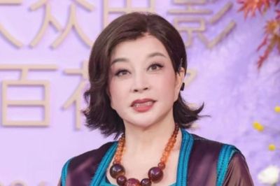 'Võ Tắc Thiên' Lưu Hiểu Khánh kín lịch lưu diễn bất chấp ồn ào kiện tụng